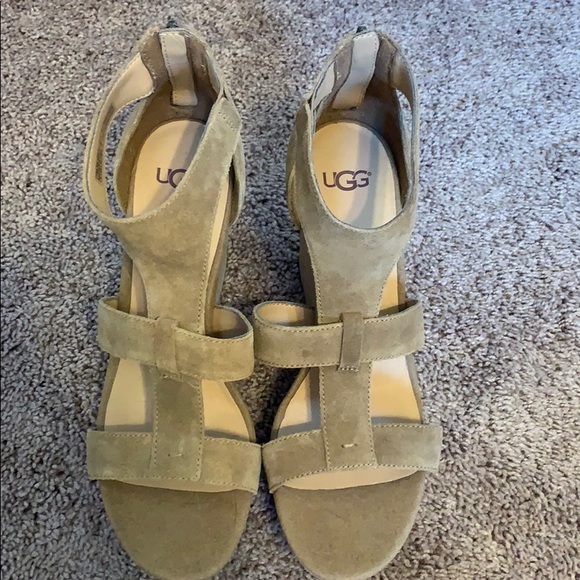 UGG Shoes - UGG wedges